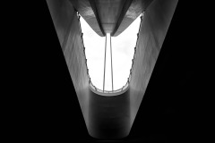 Brücke hält den Raum